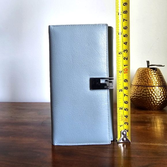 Gucci Leather Continental Flap Gray Wallet Rectangular "G" Signature Gucci Clasp - Picture 14 of 16